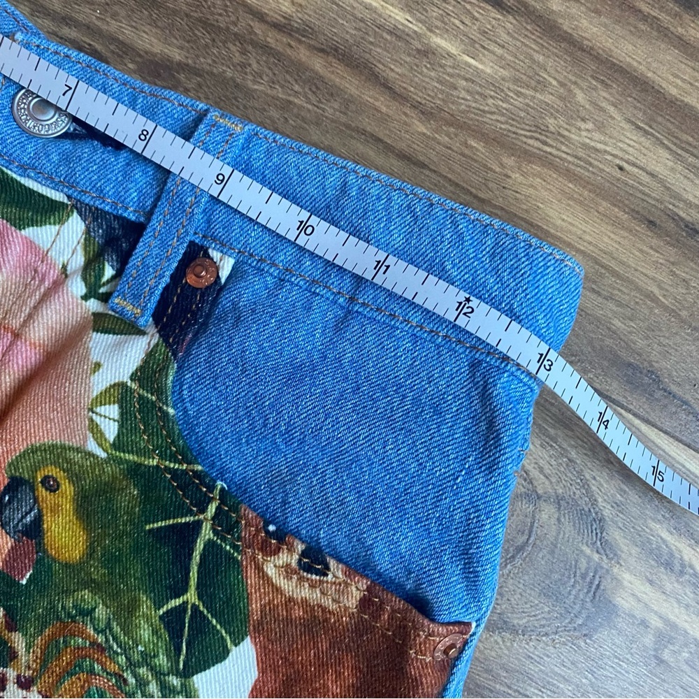 Levi's Farm Rio RARE Blue Animal Print Jean Ribcage Shorts - Picture 13 of 13